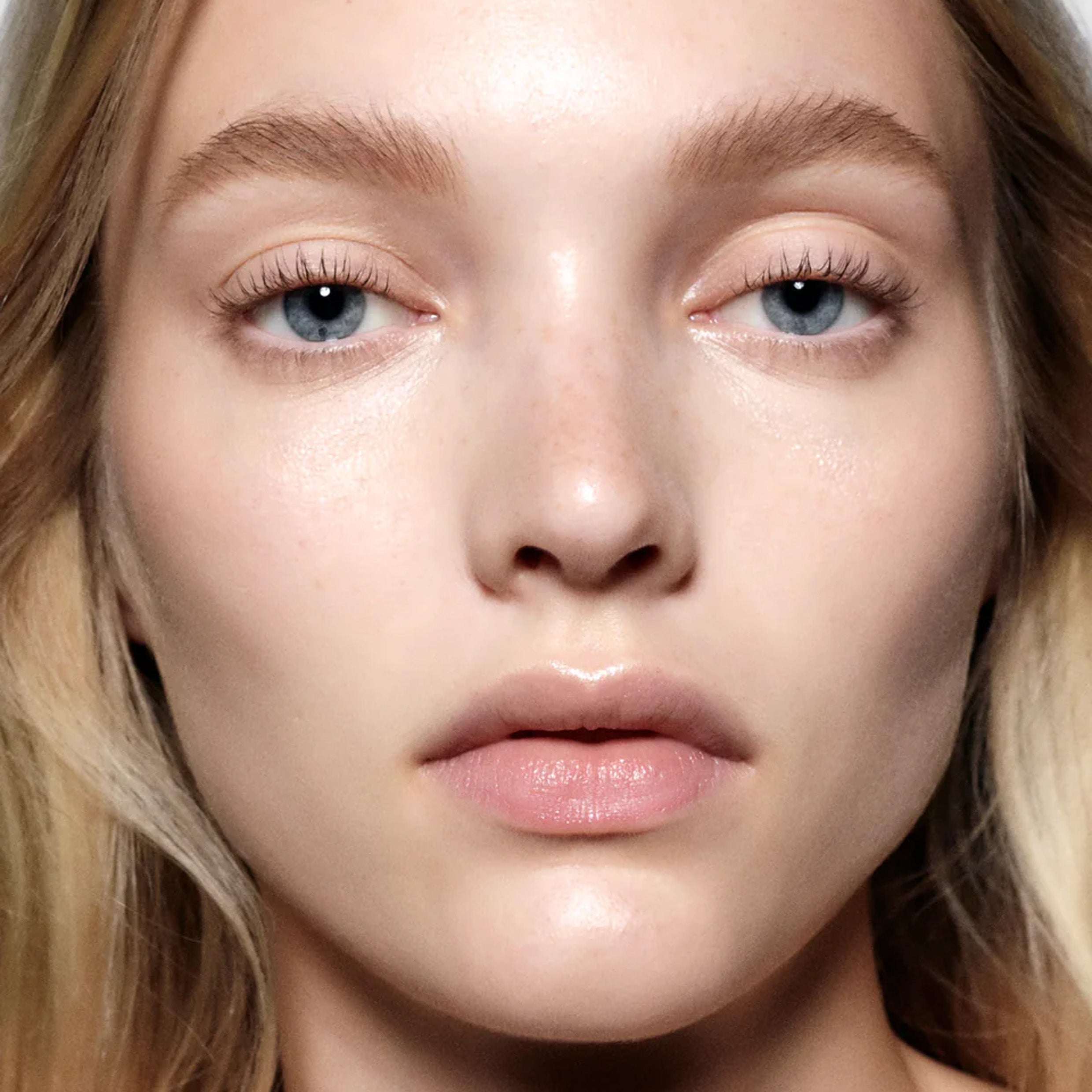 Model wearing Blonde Brow Gel