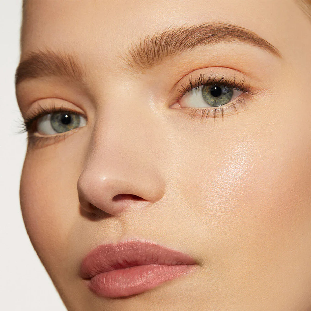 Victoria Beckham Beauty Baby Blade - Taupe
